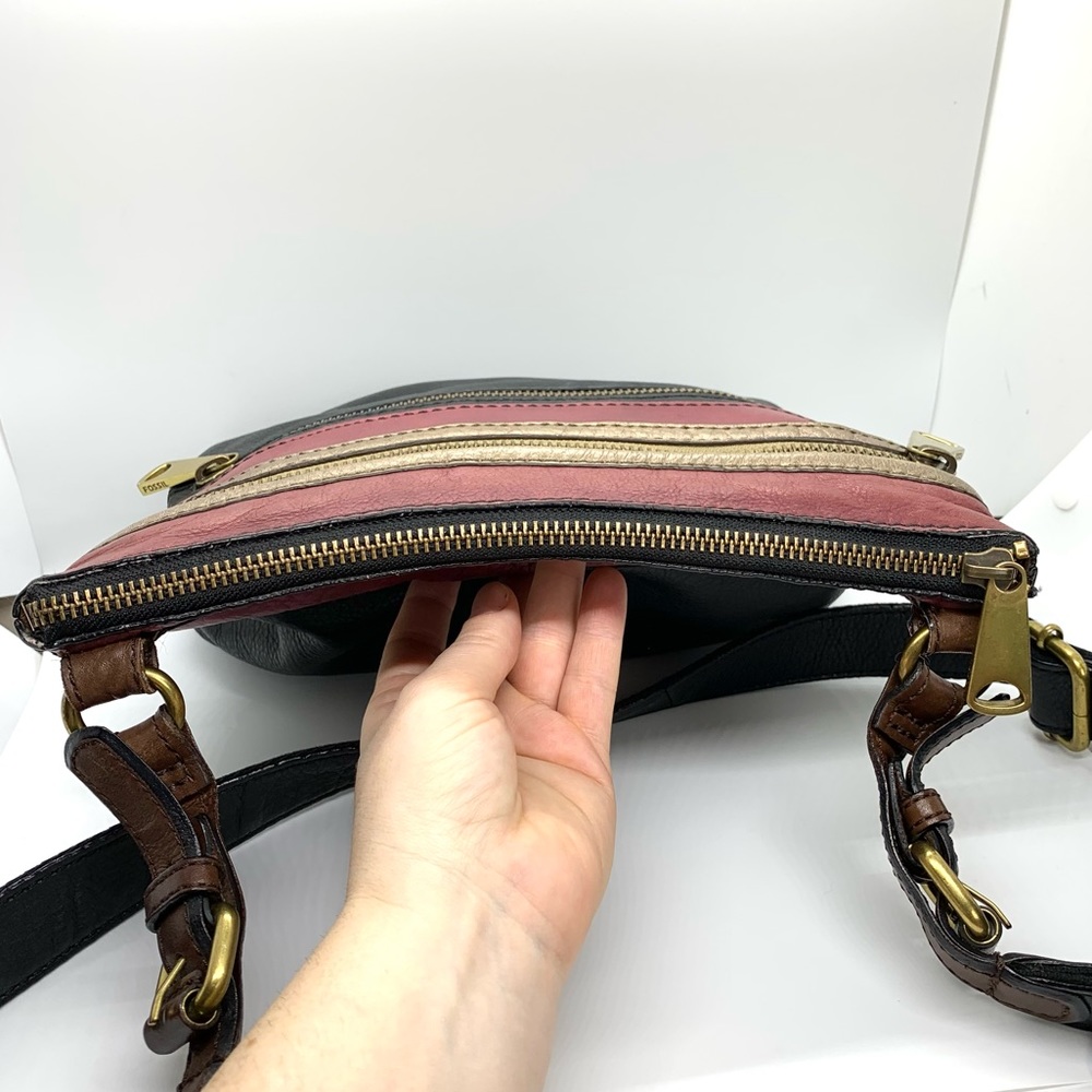 Vintage Fossil Black Burgundy Explorer Leather Patchwork Crossbody Bag - Picture 7 of 16